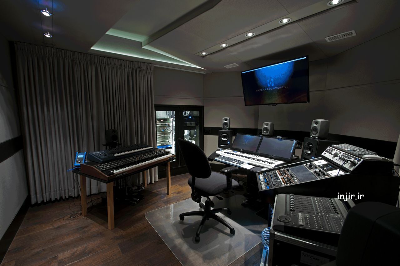 تصویر استدیو موزیک 10