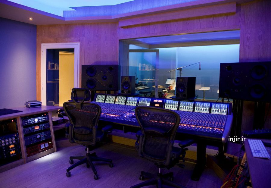 تصویر استدیو موزیک 11